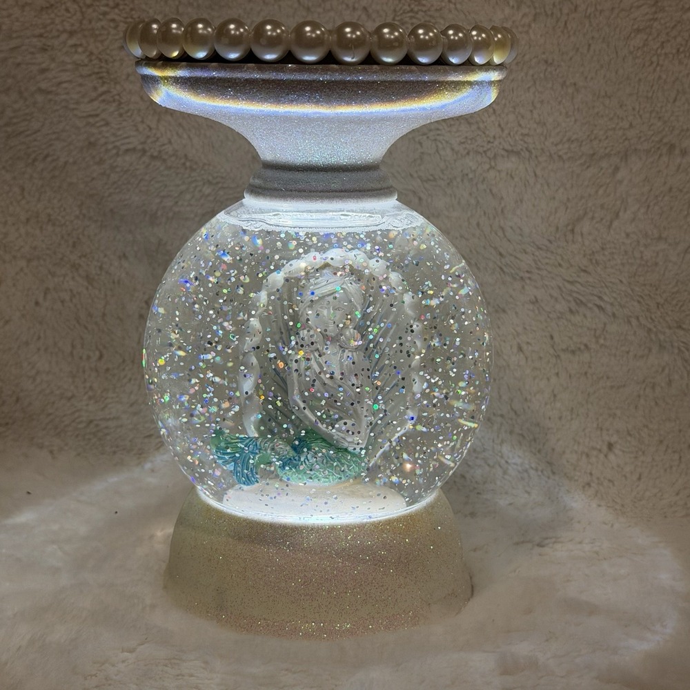 Bath & Body Works Mermaid And Pearl Water Globe Pedestal Light Up Candle Holder